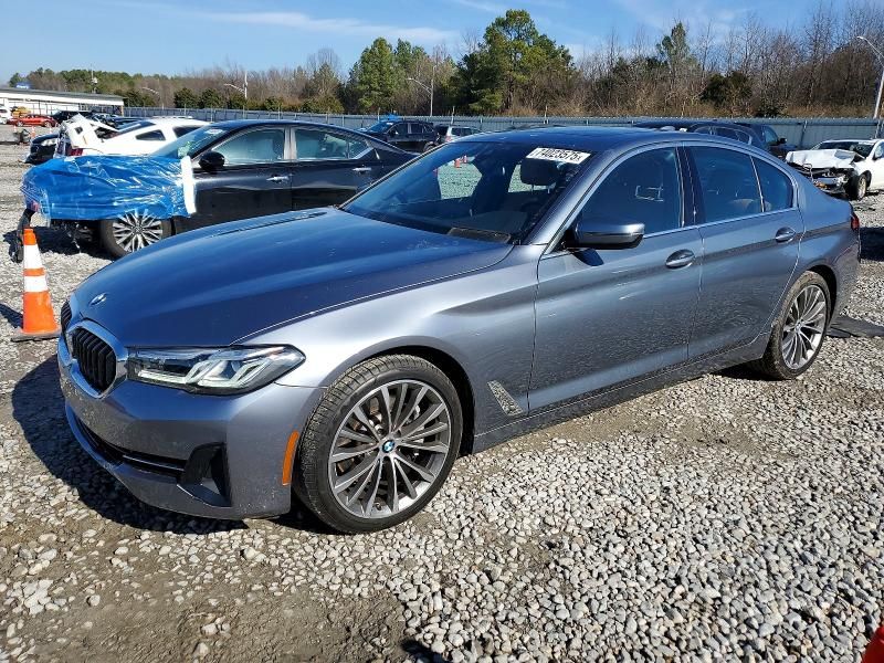 2022 BMW 530 i