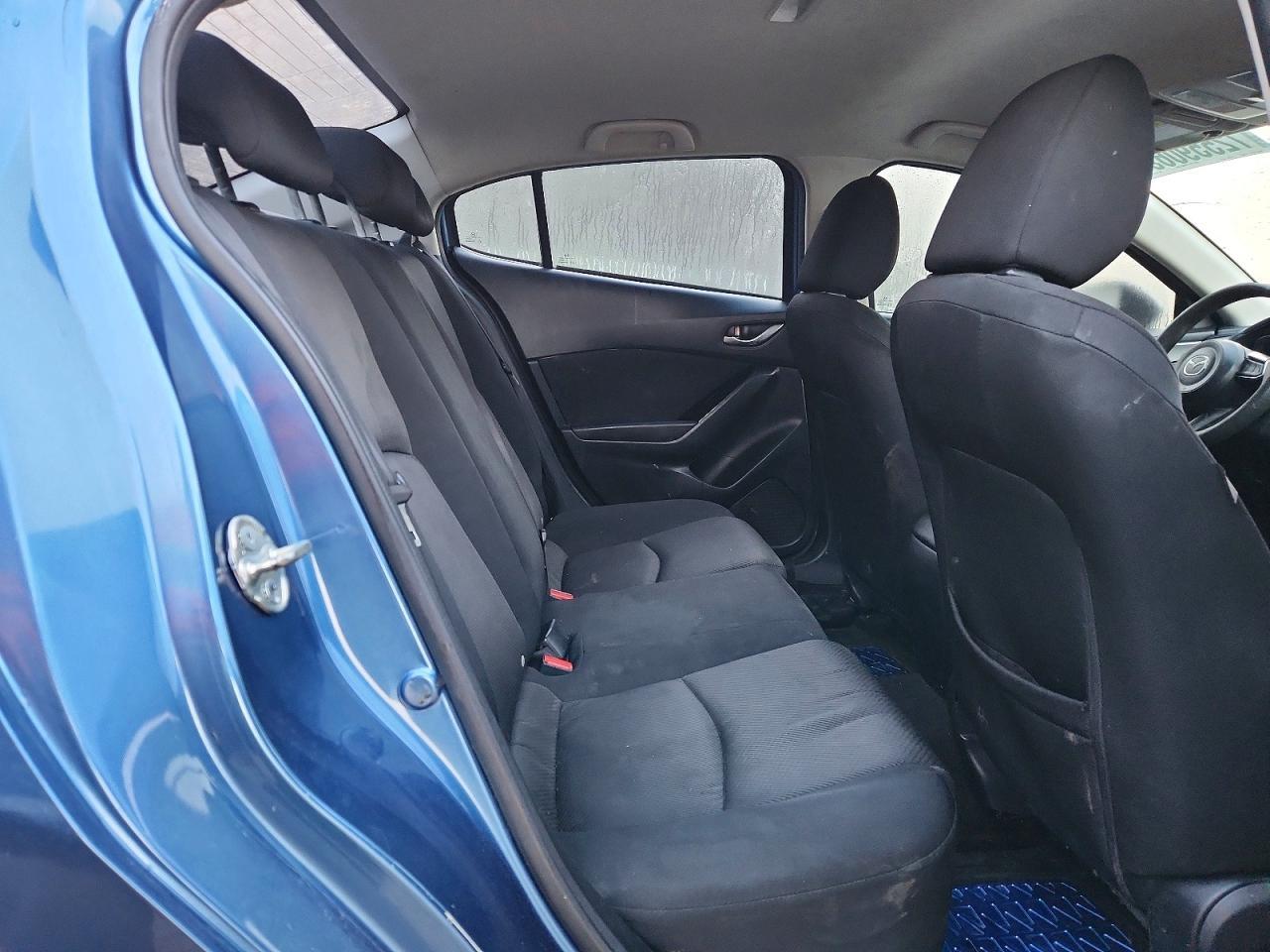 2018 Mazda 3 Sport
