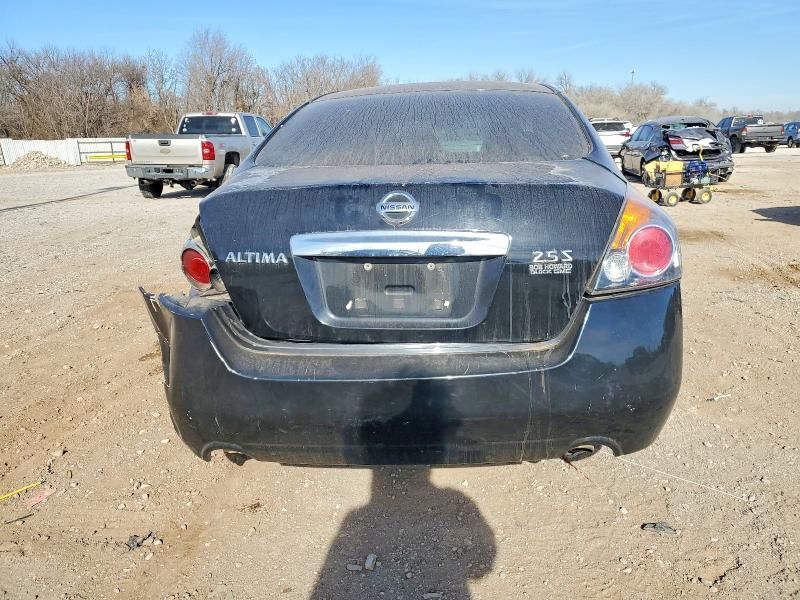 2011 Nissan Altima Base