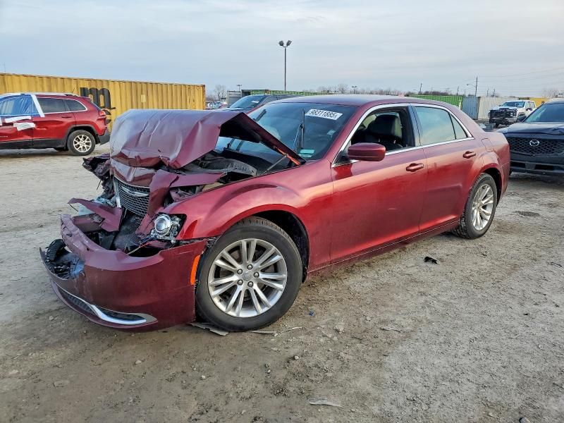 2016 Chrysler 300 Limited