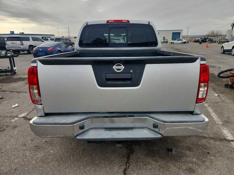 2015 Nissan Frontier s