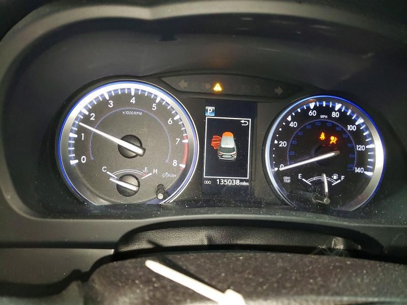 2017 Toyota Highlander se