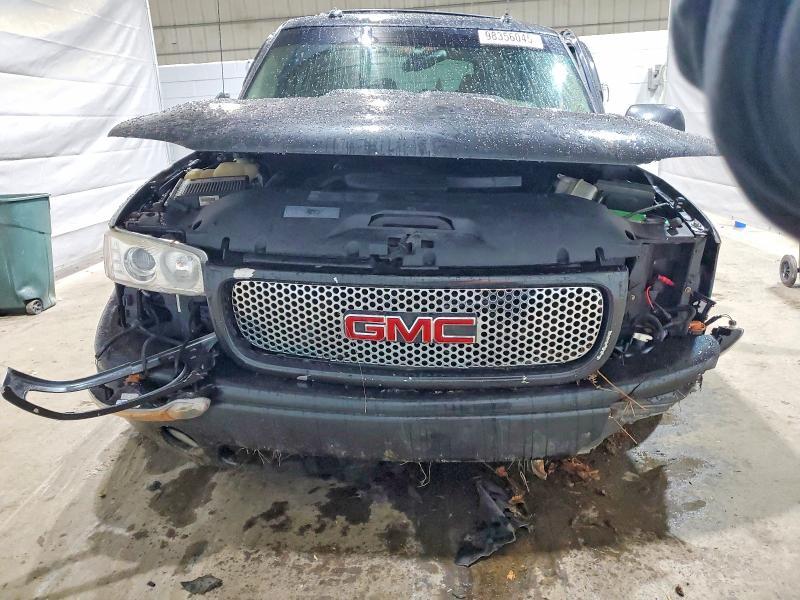 2003 GMC Yukon Denali