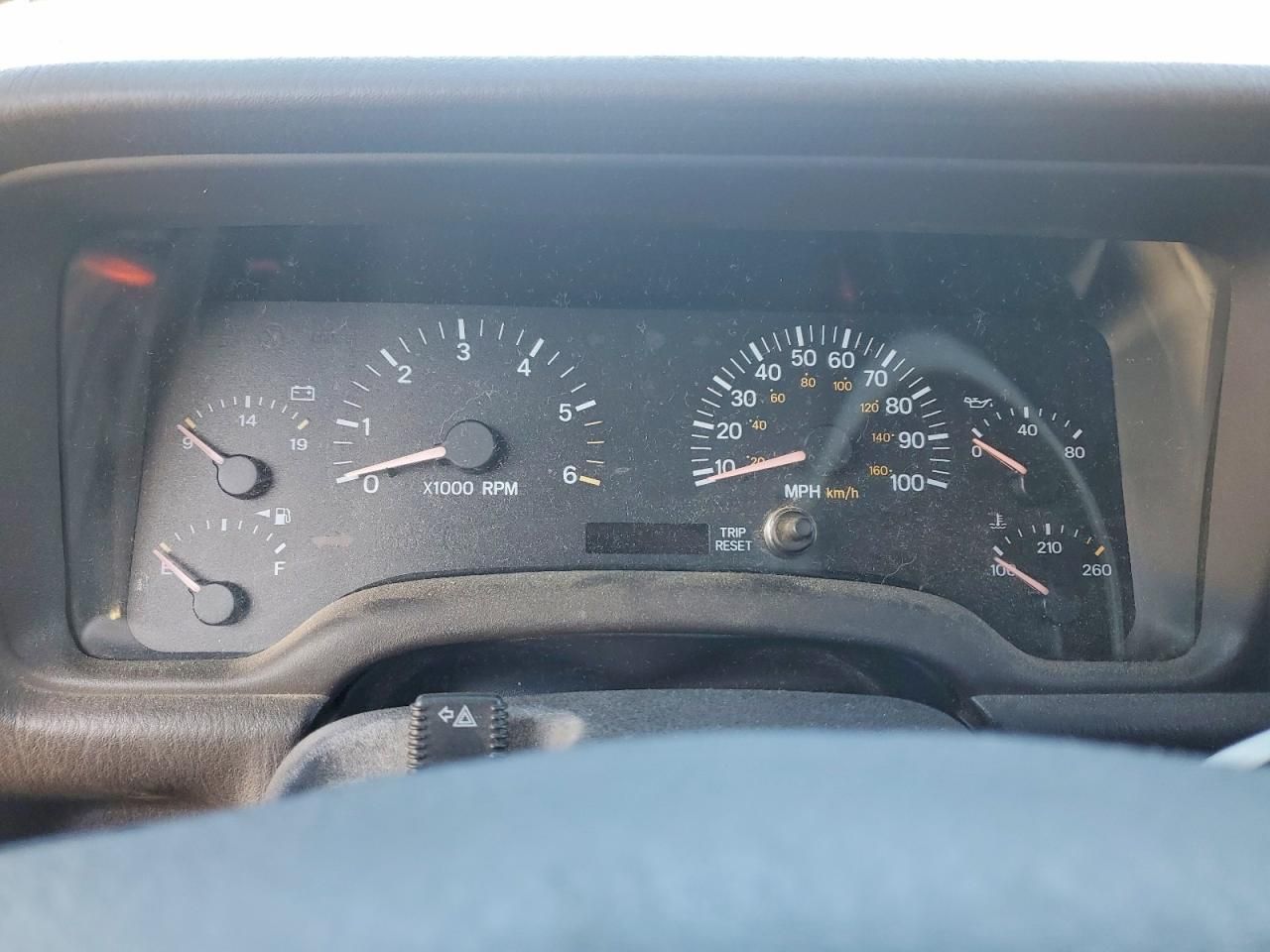 2001 Jeep Cherokee Sport