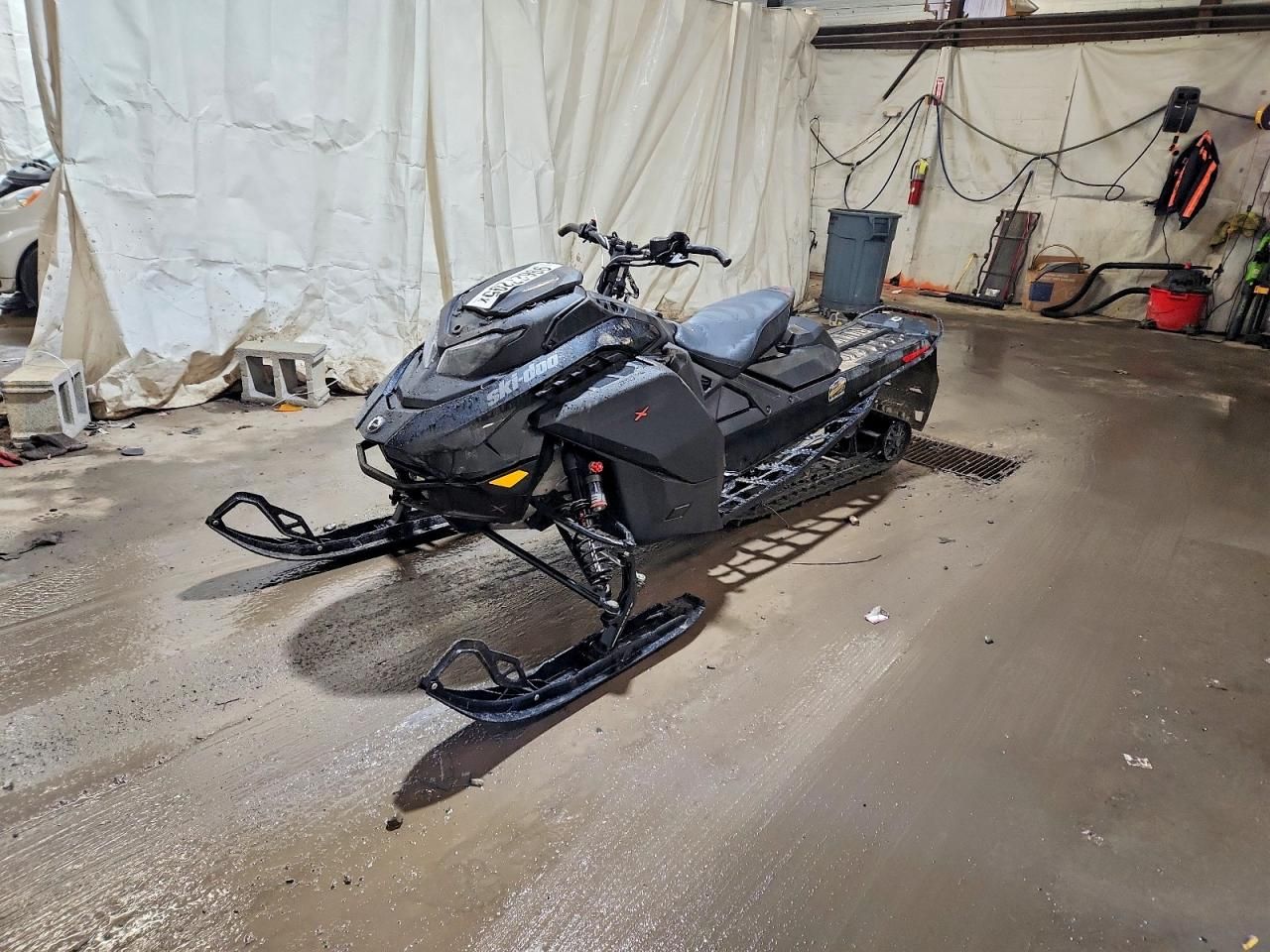 2025 Skidoo 2025 Skid XRS