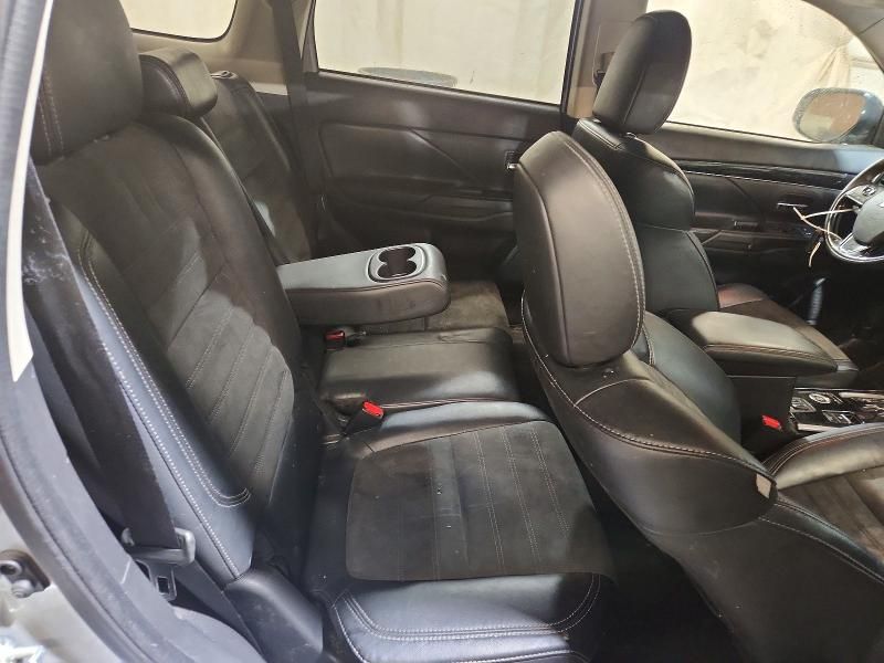 2019 Mitsubishi Outlander se