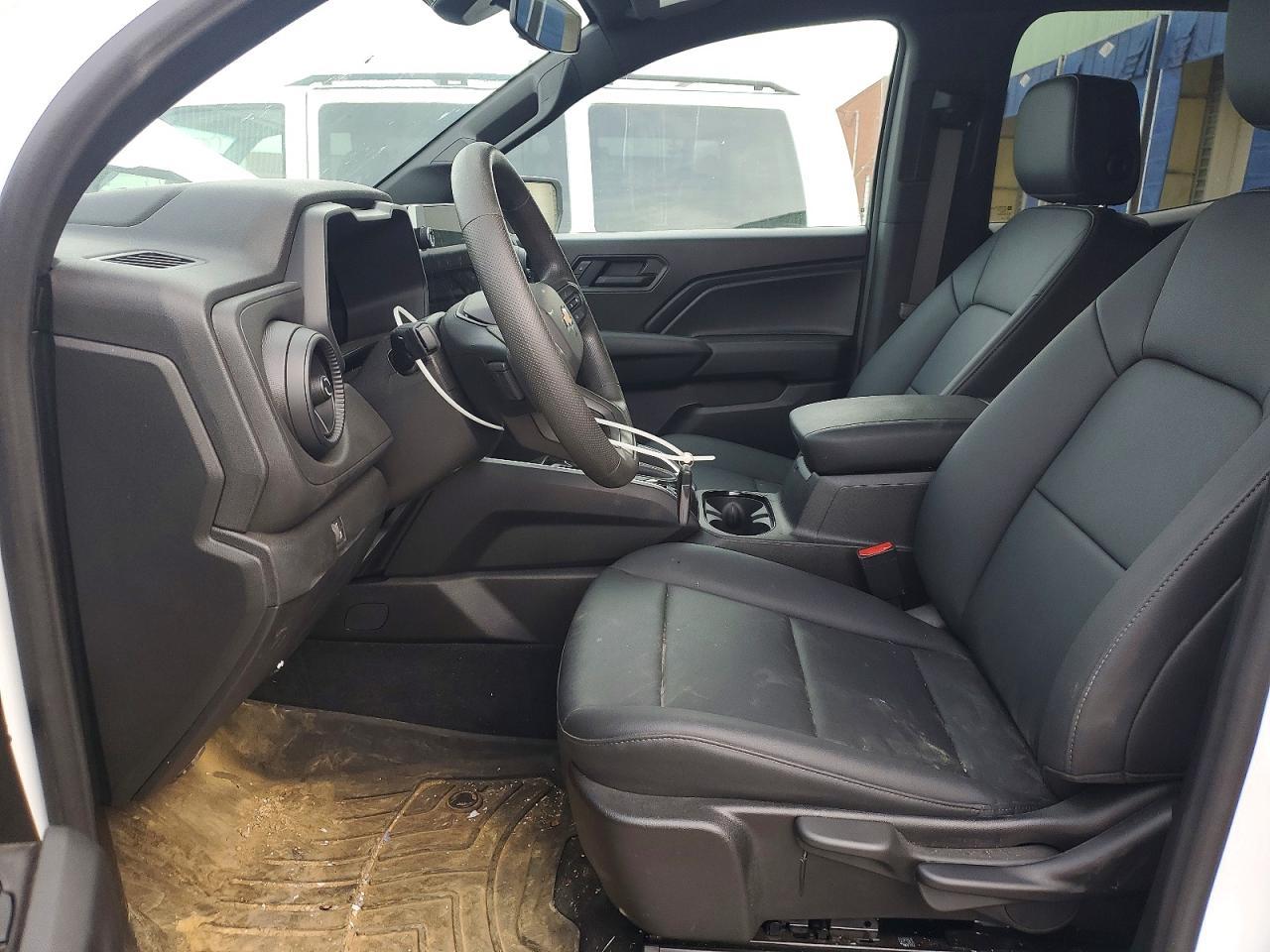 2025 Chev Colorado