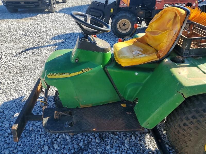 2010 John Deere Farm Equip