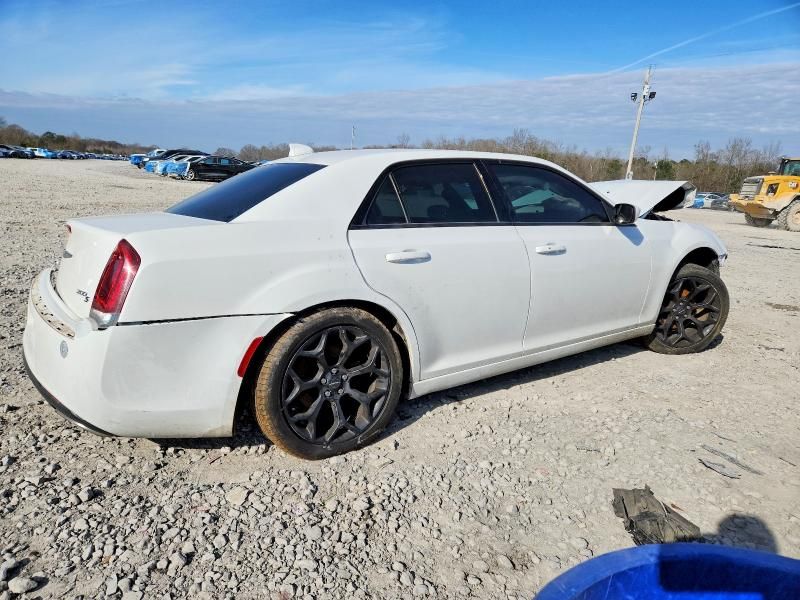 2019 Chrysler 300 s