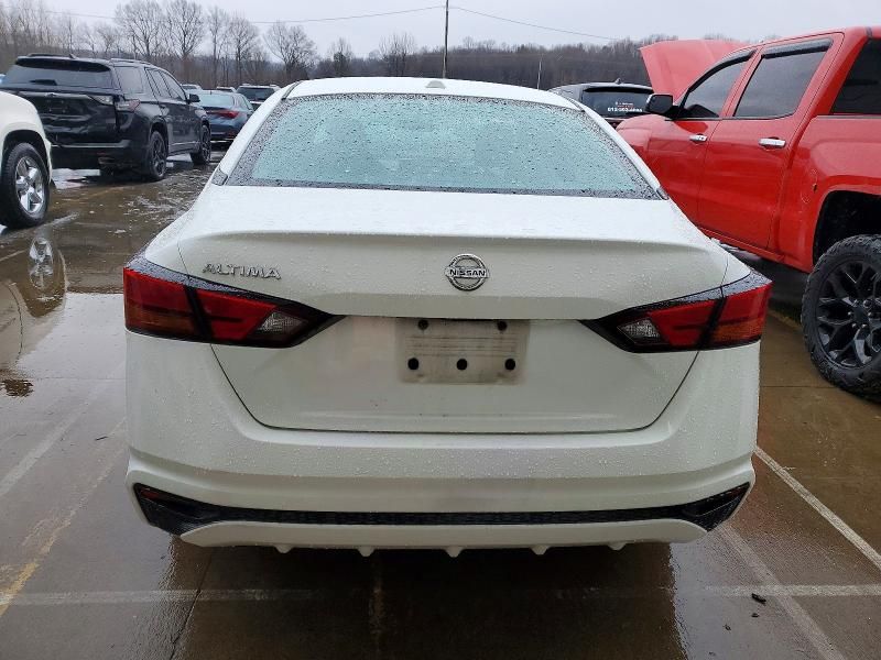 2019 Nissan Altima s