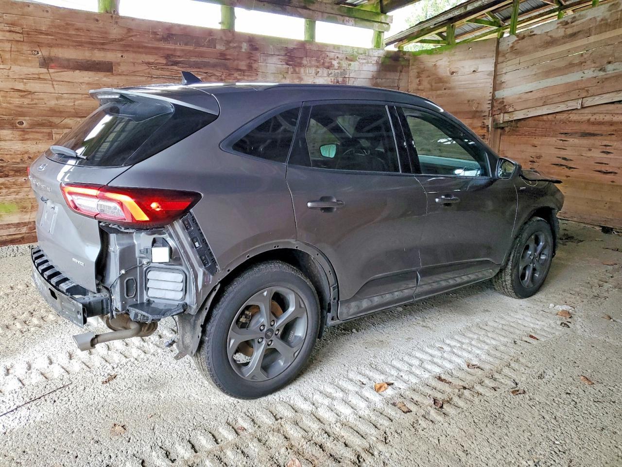 2024 Ford Escape st Line