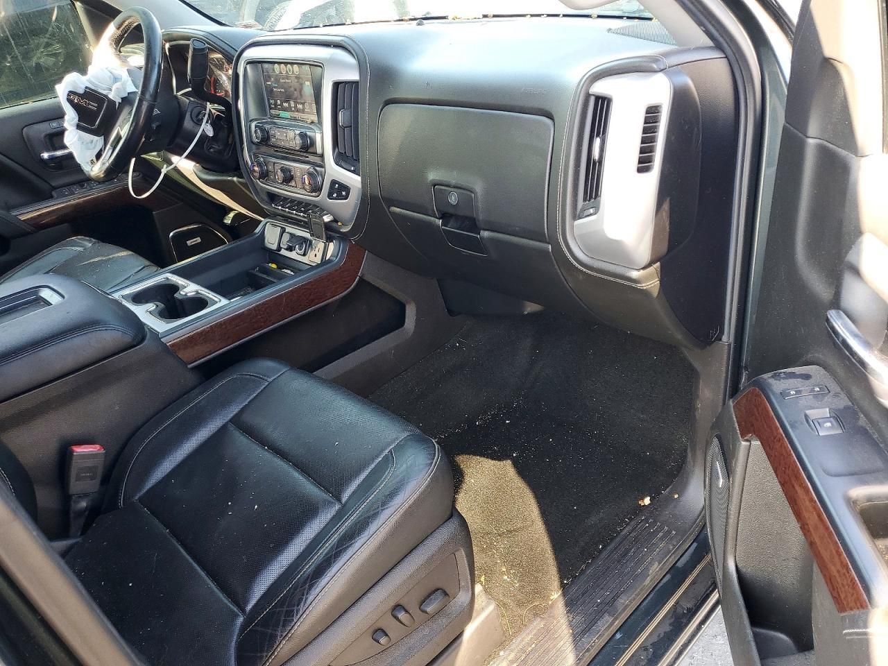 2017 GMC Sierra K1500 slt