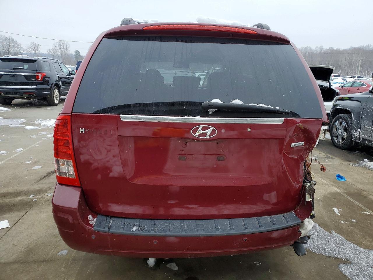 2007 Hyundai Entourage gls