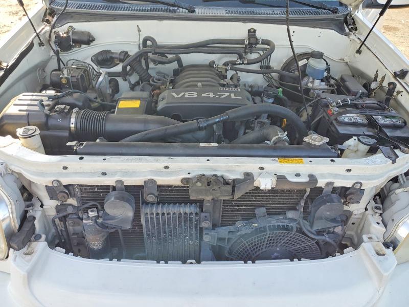 2005 Toyota Sequoia SR5