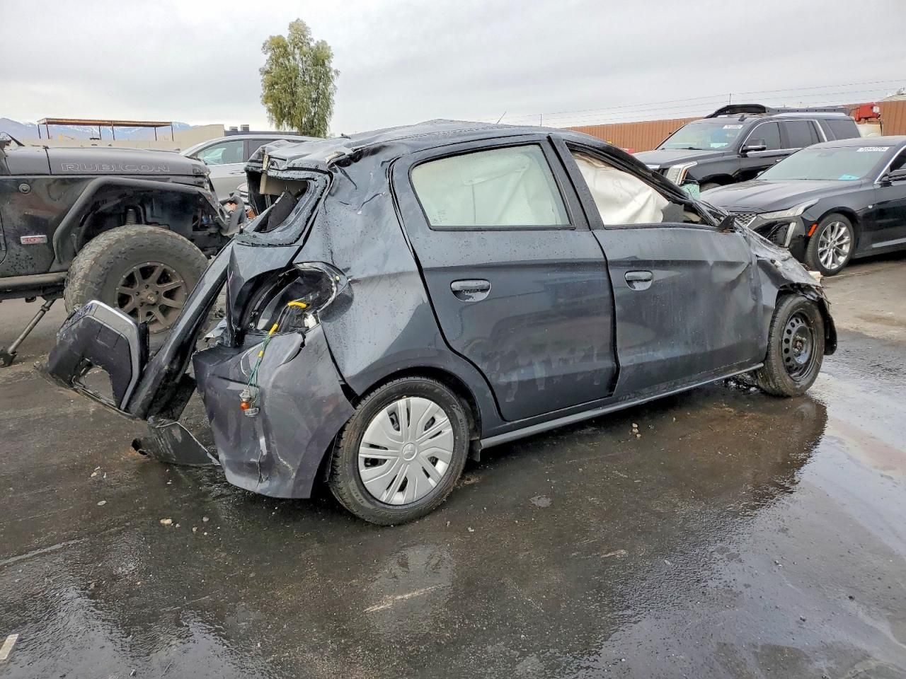 2024 Mitsubishi Mirage es