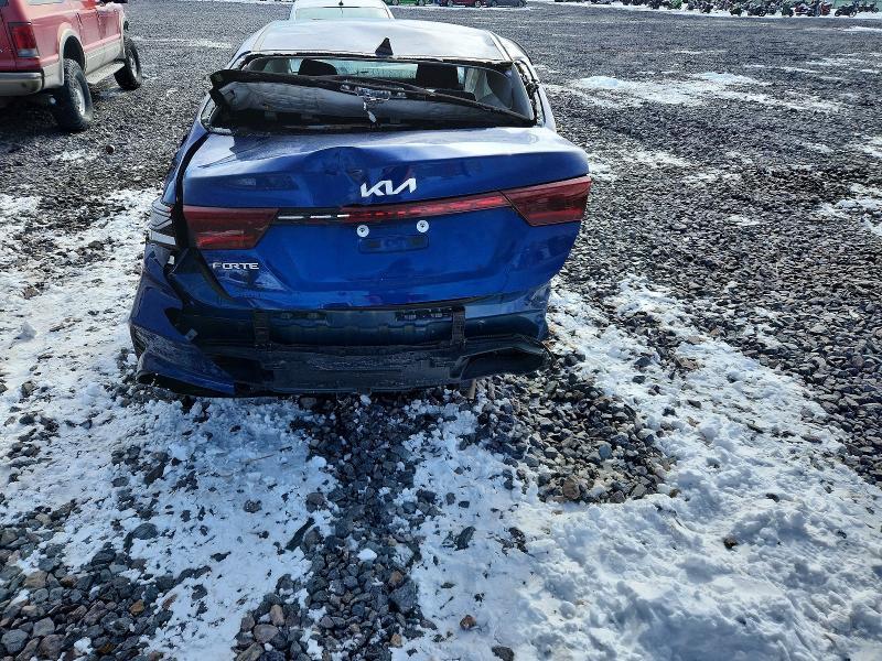 2023 KIA Forte lxs