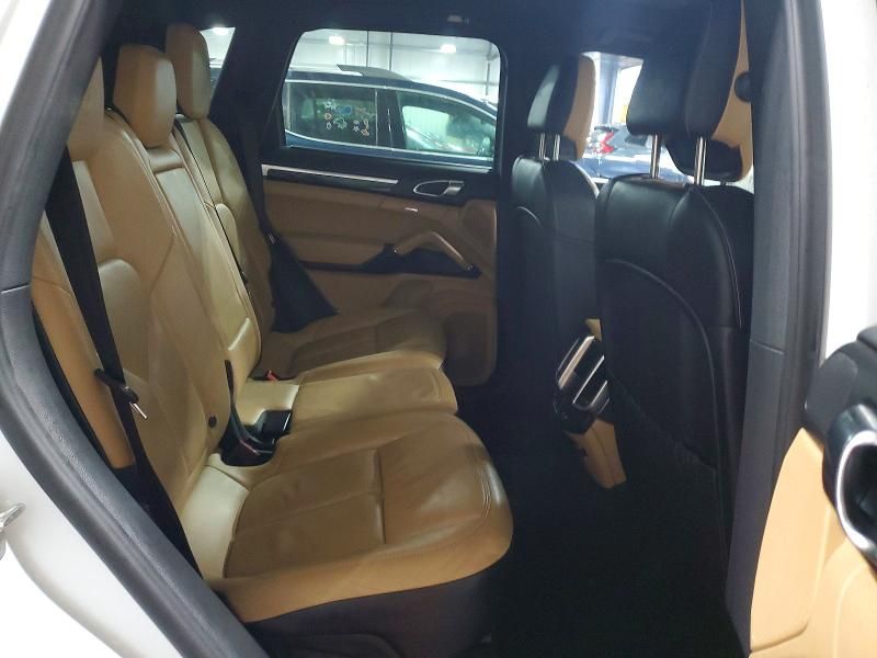 2014 Porsche Cayenne