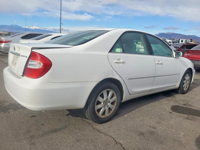 2002 Toyota Camry le