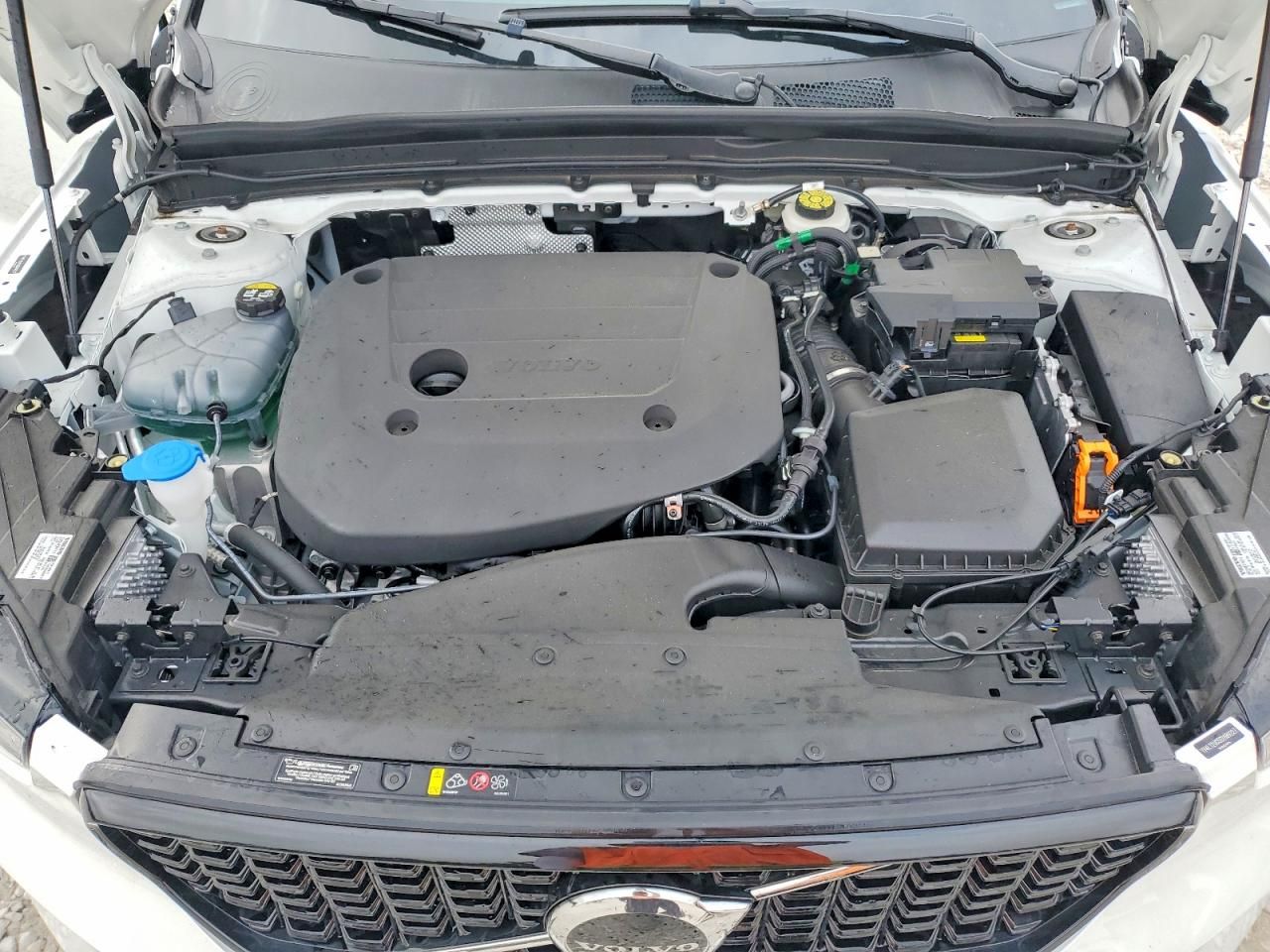 2025 Volvo Xc40 Plus