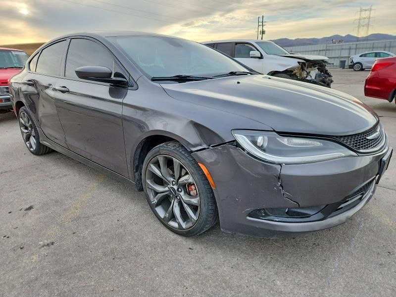 2015 Chrysler 200 s
