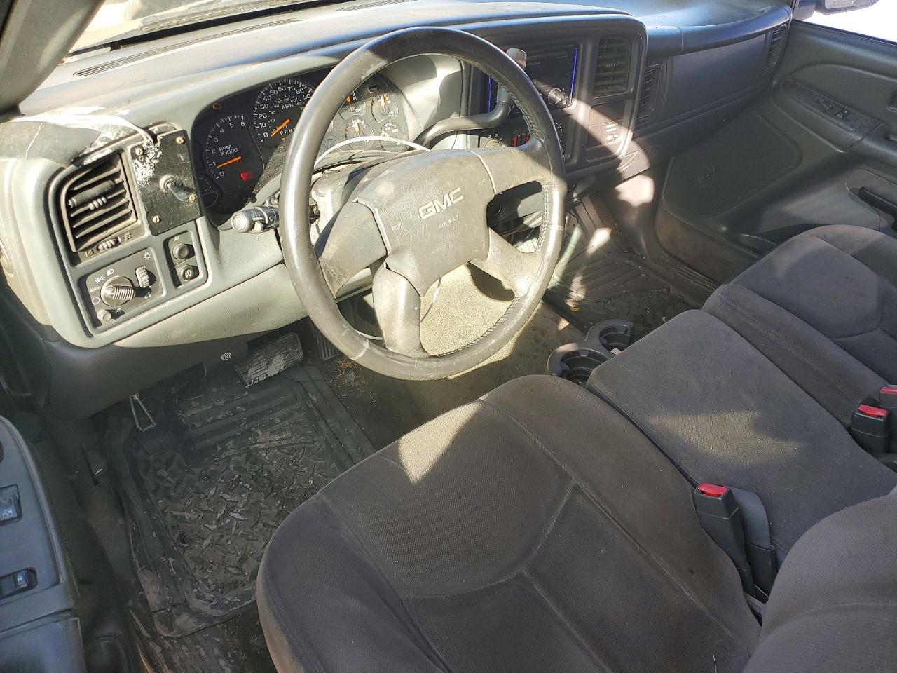 2004 GMC New Sierra