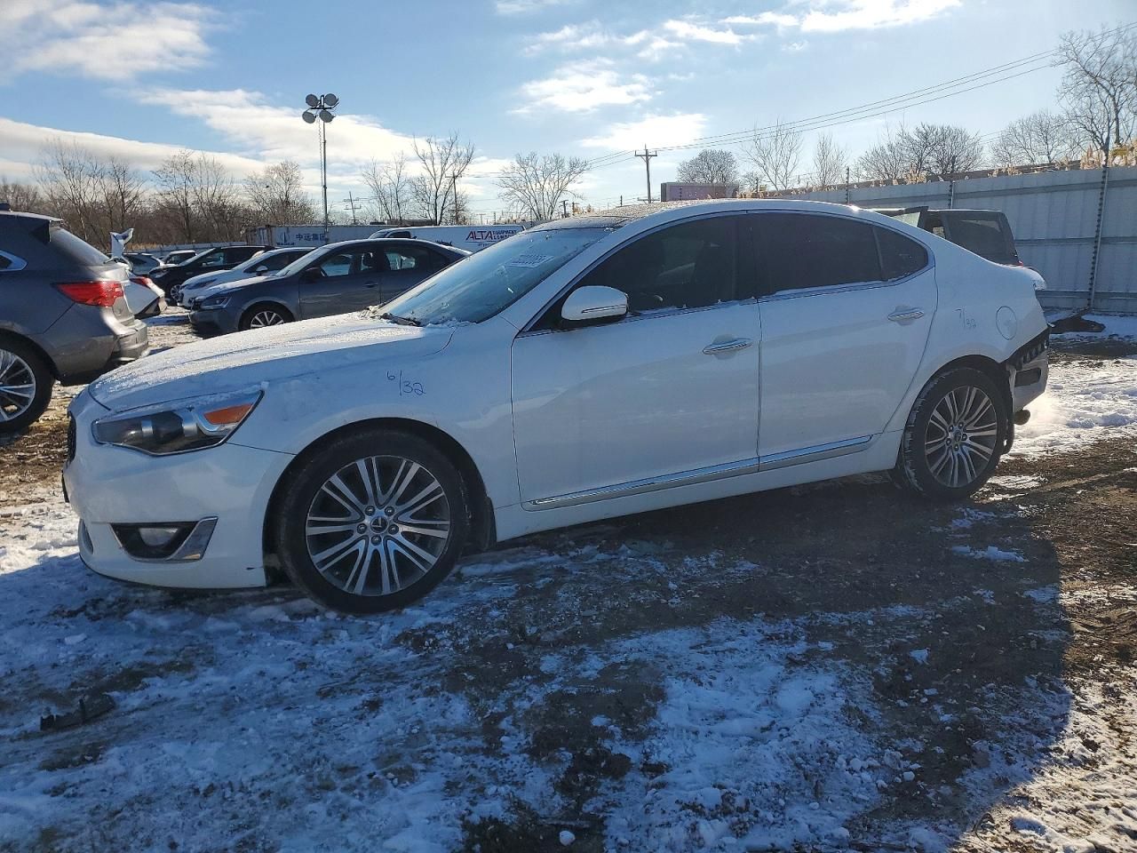 2015 KIA Cadenza Premium