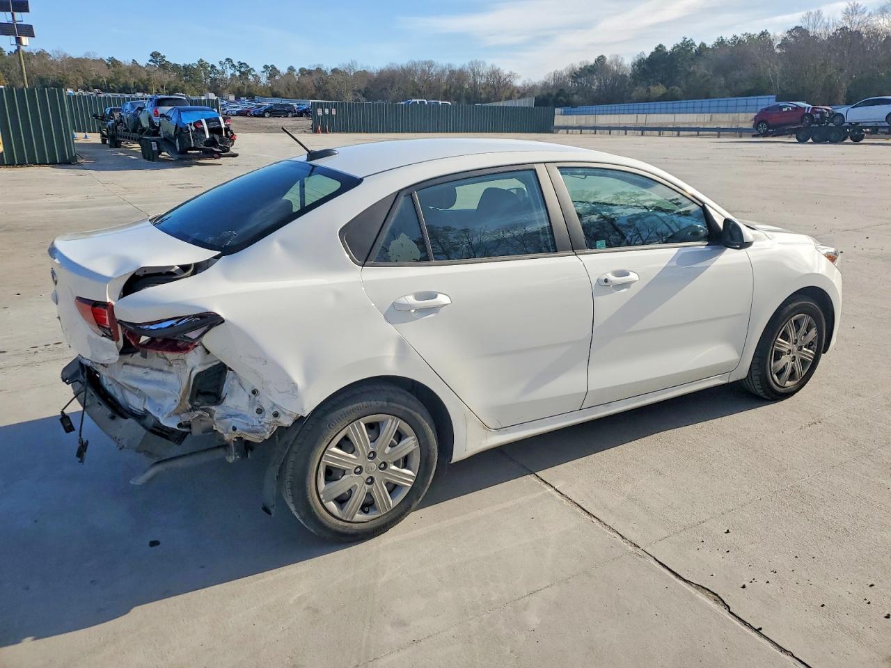 2021 KIA Rio lx