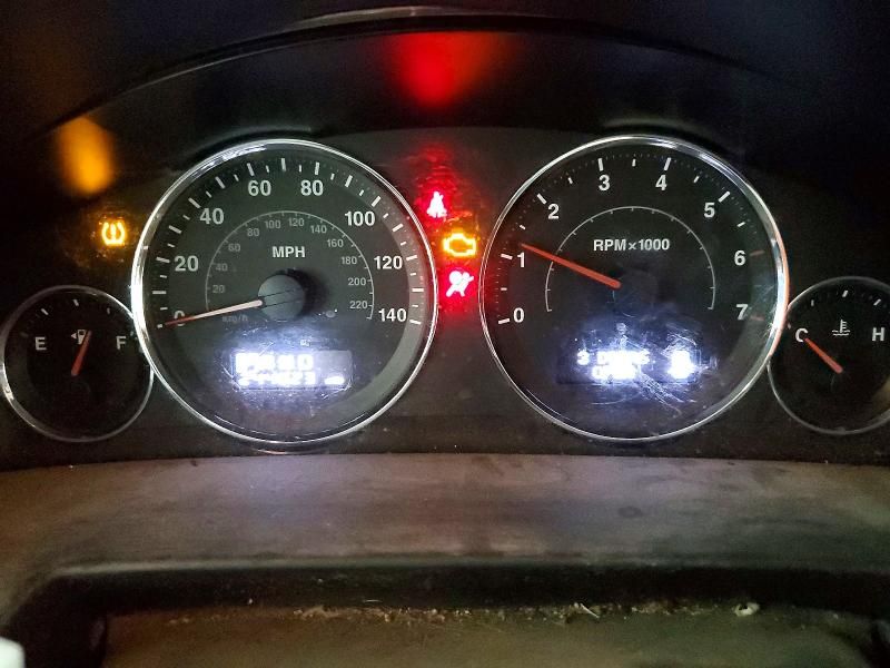 2008 Jeep Commander Sport