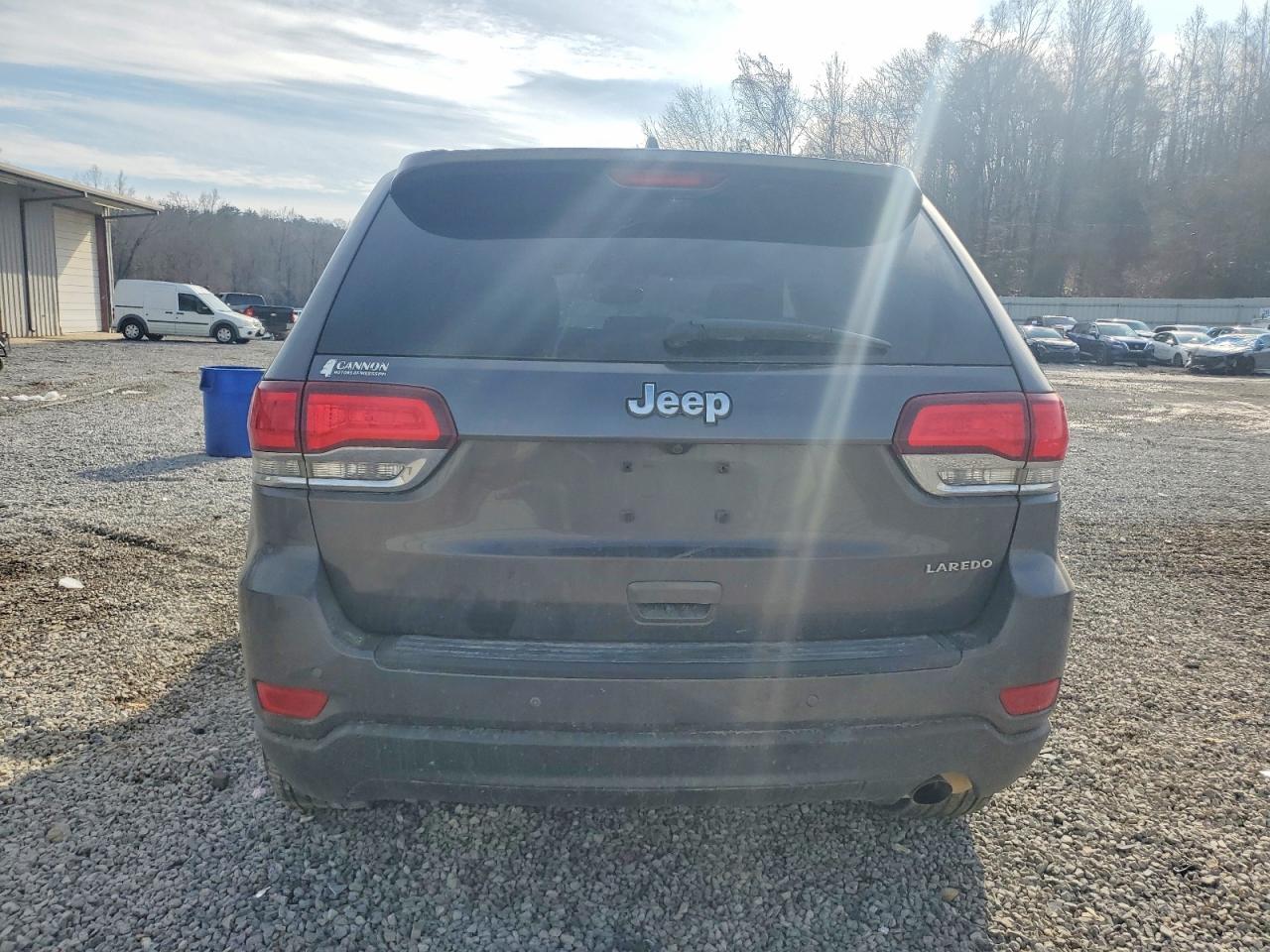 2020 Jeep Grand Cherokee Laredo