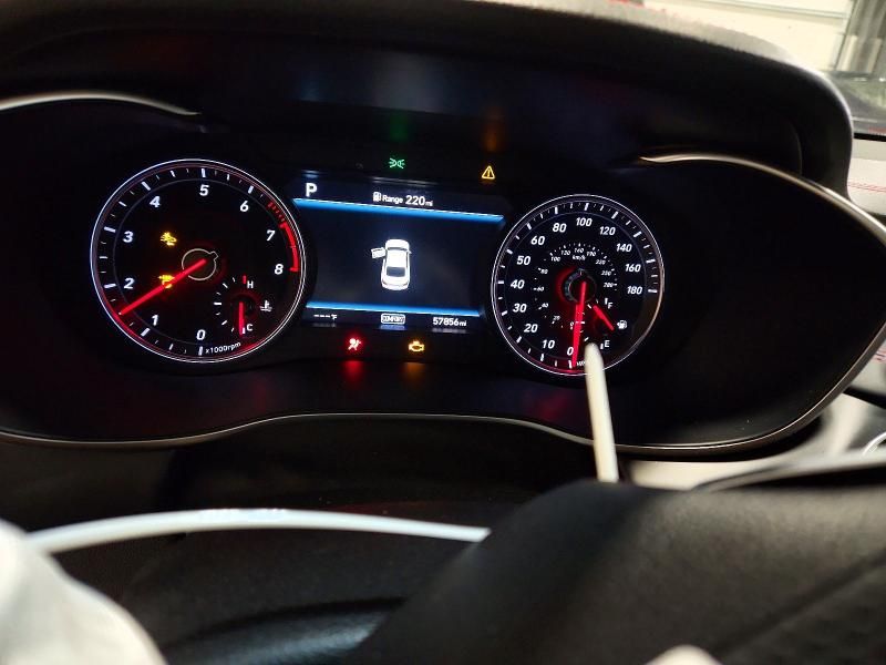 2020 Genesis G70 Prestige