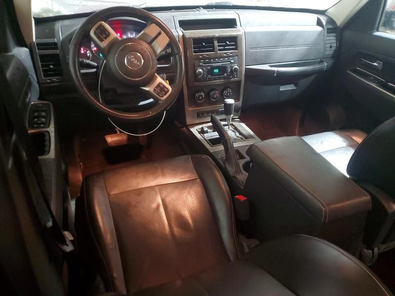 2012 Jeep Liberty jet