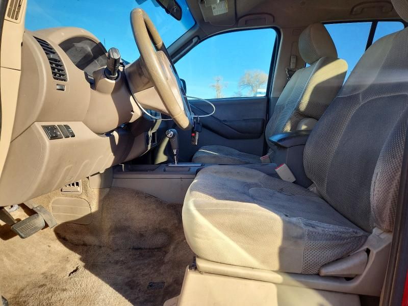 2011 Suzuki Equator Sport