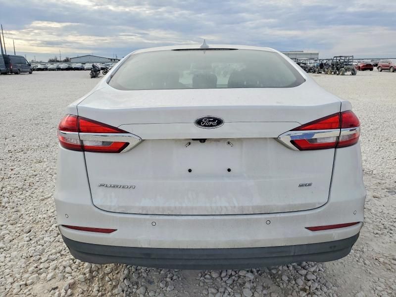 2019 Ford Fusion se