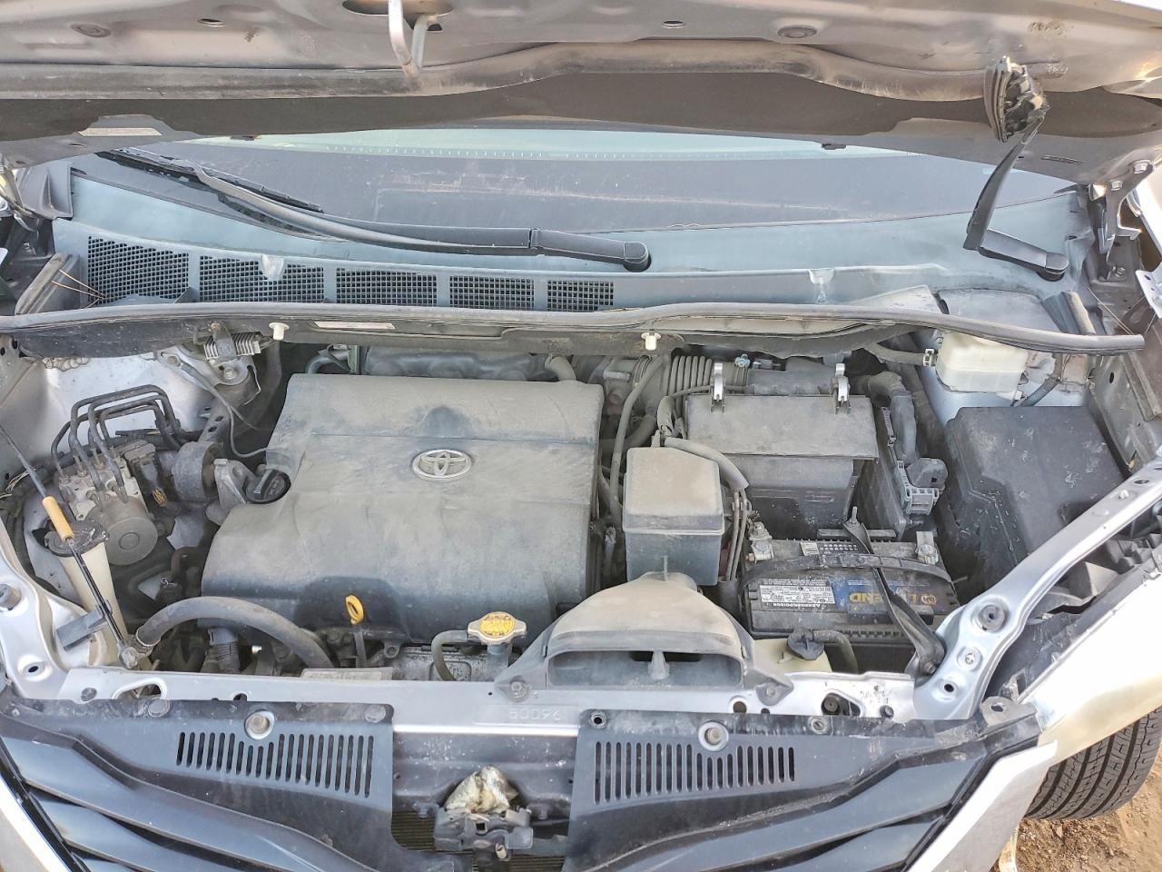 2012 Toyota Sienna le