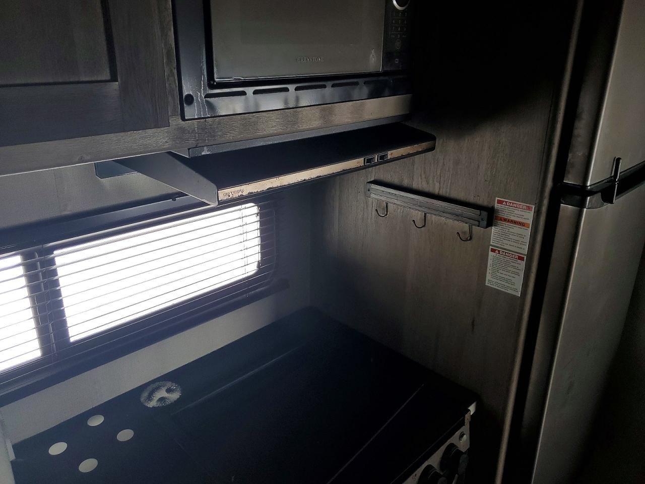 2021 Springdale/ Sprinter Travel Trailer