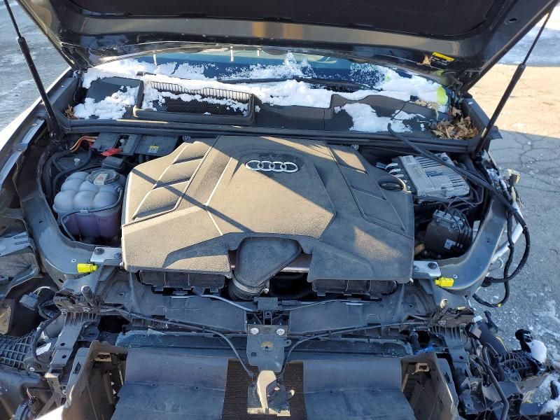 2020 Audi Q8 Premium Plus S-line