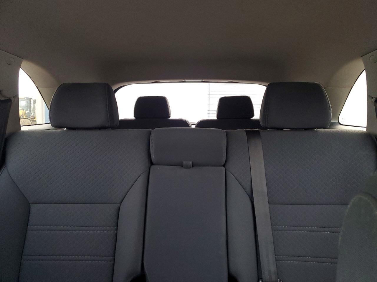 2017 KIA Sorento lx V6