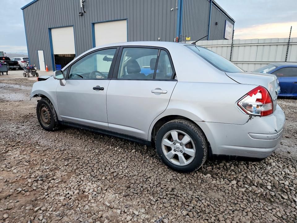 2009 Nissan Versa s