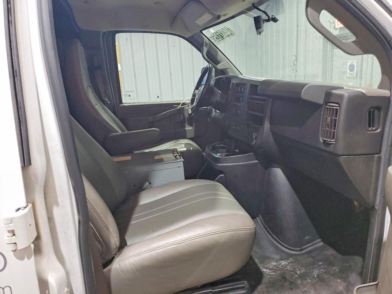 2018 Chevrolet Express G2500