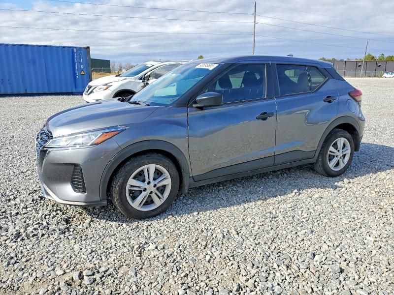 2024 Nissan Kicks s