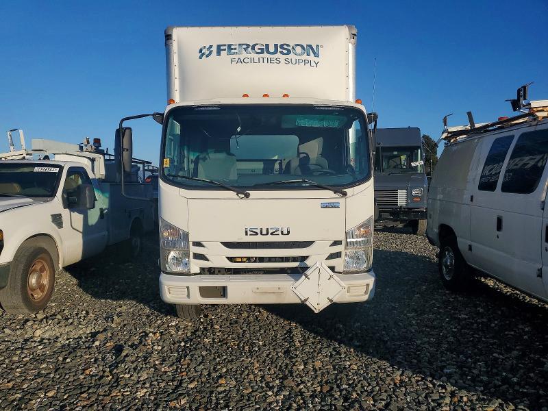 2017 Isuzu Nrr box Truck