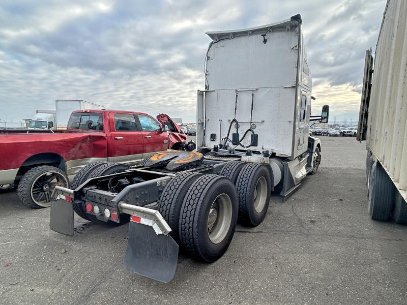 2022 Kenworth T680 Semi Truck