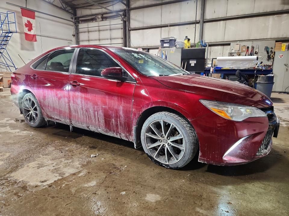 2015 Toyota Camry le