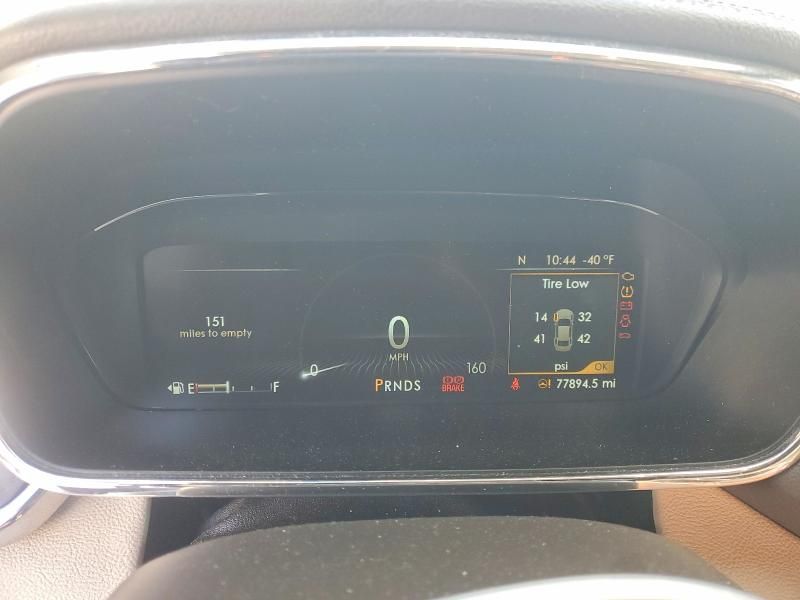 2017 Lincoln Continental Select