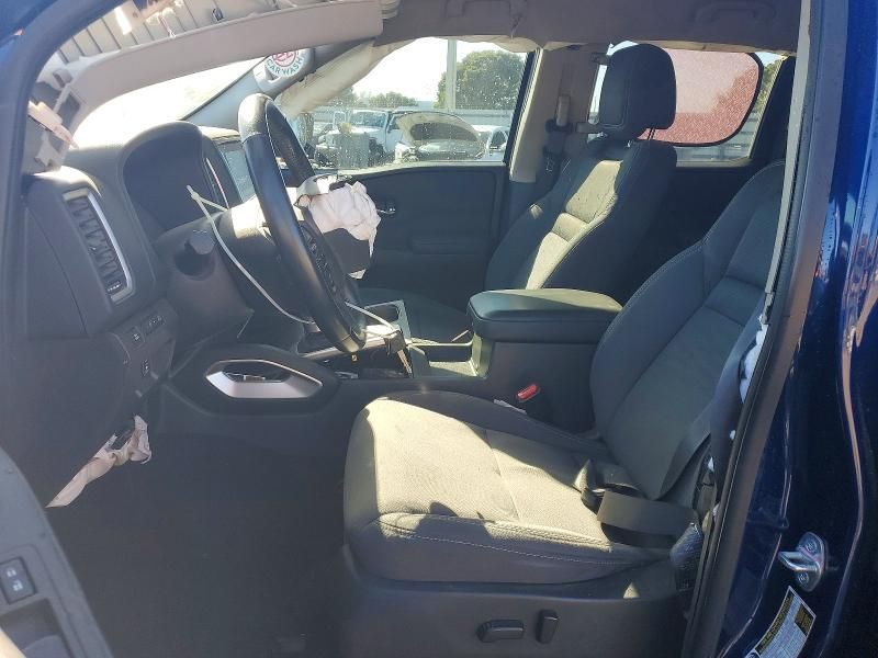 2022 Nissan Frontier s