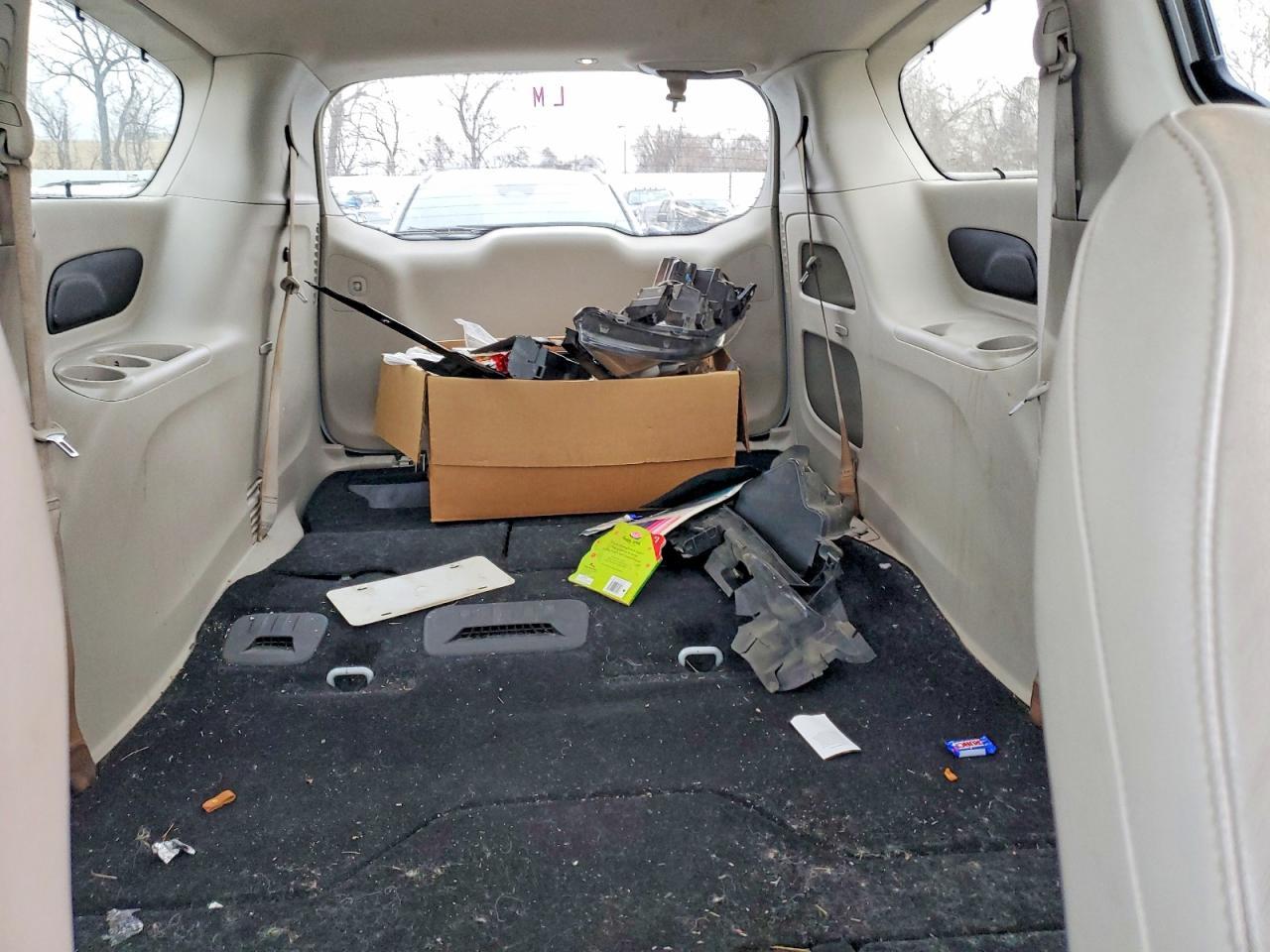 2017 Chrysler Pacifica Touring l