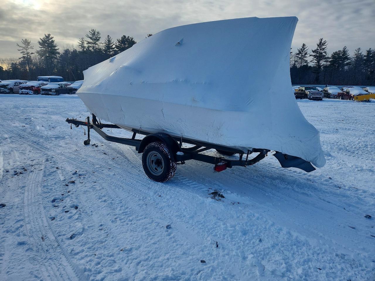 2007 Four Winds Boat-Boat