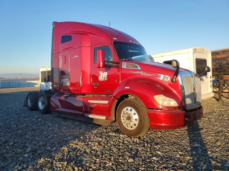 2020 Kenworth T680 Semi Truck