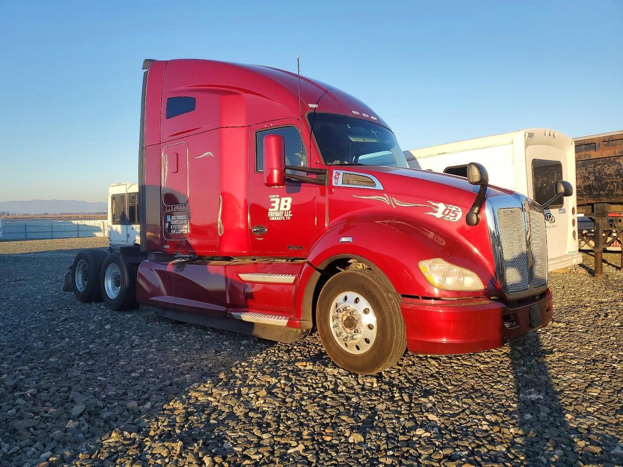 2020 Kenworth T680 Semi Truck