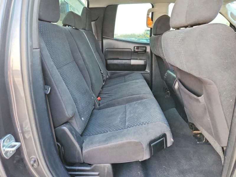 2011 Toyota Tundra Double cab SR5